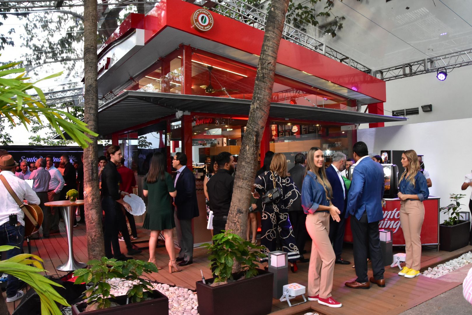 Santo Domingo Coffee Shop inaugura sucursal en INTEC Industrias
